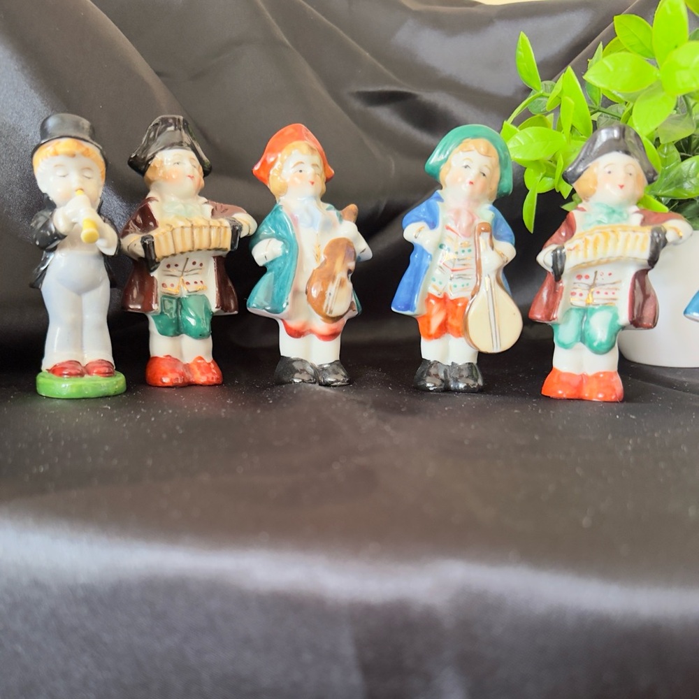 Occupied Japan Colorful Musician Figurine Lot depicted in 18 century clothes